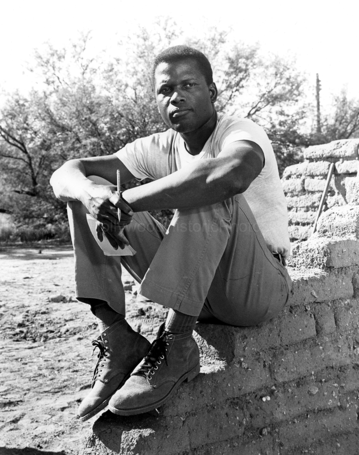 Sidney Poitier 1963 wm.jpg